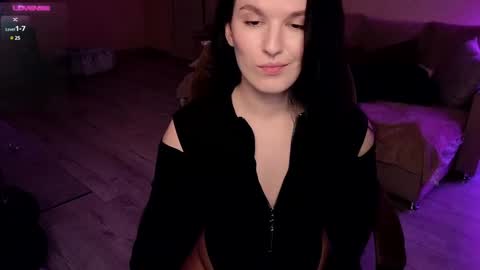 Snapshot of val_manson chatting on January 29, 9:17 pm Val online show from January 29, 9:17 pm