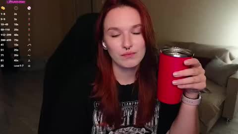 Val online show from October 3, 7:22 pm