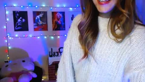 Snapshot of valcooky chatting on February 11, 1:31 am Hi I am Valcooky online show from February 11, 1:31 am