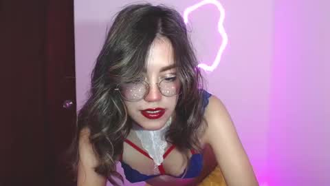 Hi I am Valcooky online show from May 18, 3:57 am