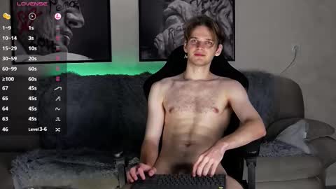 Snapshot of valdi_light chatting on September 21, 3:52 am valdi_light online show from September 21, 3:52 am