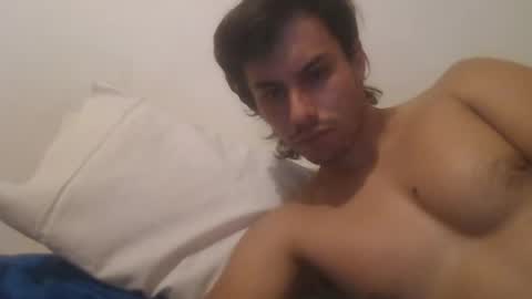Snapshot of valdrickus chatting on September 21, 1:40 am valdrickus online show from September 21, 1:40 am