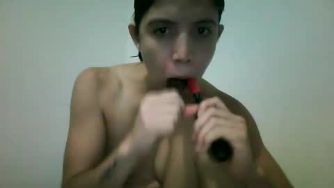 Snapshot of vale_47 chatting on October 19, 4:51 pm vale_47 online show from October 19, 4:51 pm