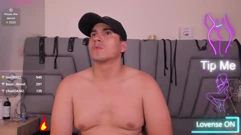 Samantha y Matt online show from October 5, 3:32 pm