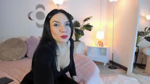 Snapshot of valeerywilliams chatting on May 15, 12:12 pm Valery online show from May 15, 12:12 pm