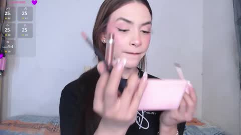 IG-valen mendoza99  twitter valenthompson99 online show from February 16, 11:34 pm