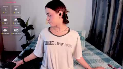 IG-valen mendoza99  twitter valenthompson99 online show from July 2, 5:46 am