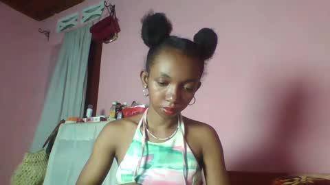 Snapshot of valencia302364 chatting on January 5, 7:49 pm valencia302364 online show from January 5, 7:49 pm