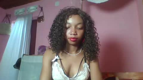 Snapshot of valencia302364 chatting on January 27, 10:27 am valencia302364 online show from January 27, 10:27 am