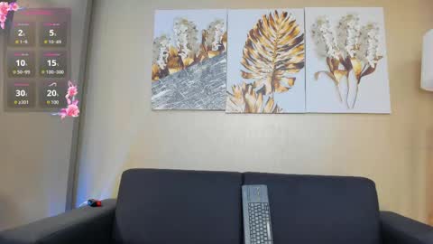 Snapshot of valenmilan chatting on May 2, 5:01 am valentina milan online show from May 2, 5:01 am