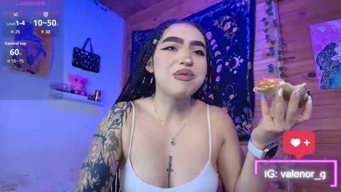 valentina online show from November 18, 2:06 am