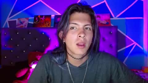 Snapshot of valentainn chatting on January 8, 7:27 pm valentin online show from January 8, 7:27 pm