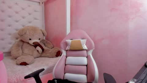 VALENTINA  online show from May 21, 3:57 am