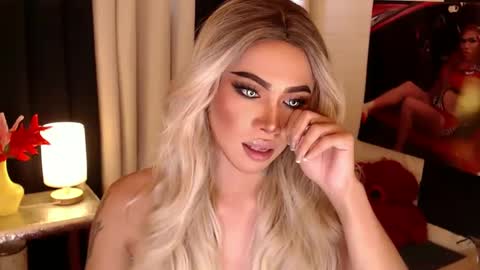 Snapshot of valentina_goddess_tsxxx chatting on February 1, 3:08 am Amanda online show from February 1, 3:08 am