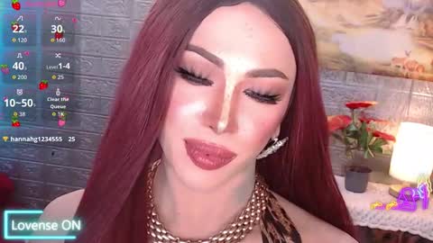 Snapshot of valentina_goddess_tsxxx chatting on December 2, 6:36 pm Amanda online show from December 2, 6:36 pm