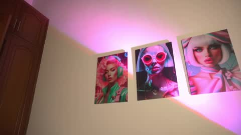 Snapshot of valentina_king18 chatting on April 25, 1:41 pm VALENTINA online show from April 25, 1:41 pm