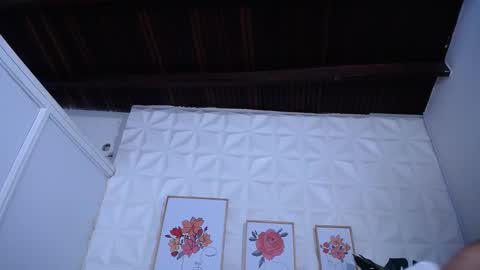 Snapshot of valentina_mature chatting on March 24, 6:24 pm Valentina online show from March 24, 6:24 pm