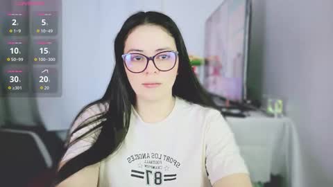 Snapshot of valentina_nappi96 chatting on February 18, 3:02 am VALE online show from February 18, 3:02 am