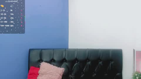 Snapshot of valentina_princess_ chatting on September 19, 5:42 am valentina_princess_ online show from September 19, 5:42 am