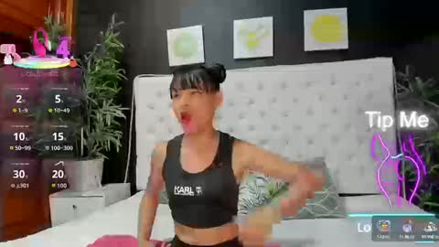 valentina_santillana online show from September 16, 8:21 pm