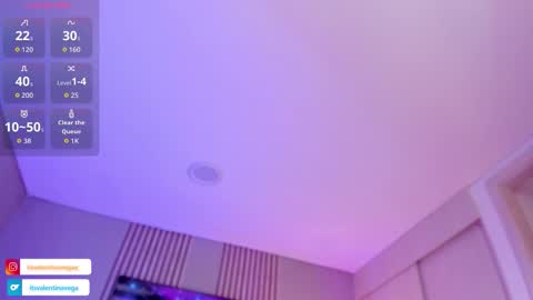 Snapshot of valentina_vegaa chatting on November 26, 3:13 pm Val online show from November 26, 3:13 pm