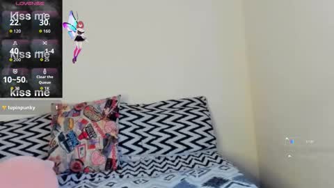 valentinamarti online show from November 10, 5:56 pm