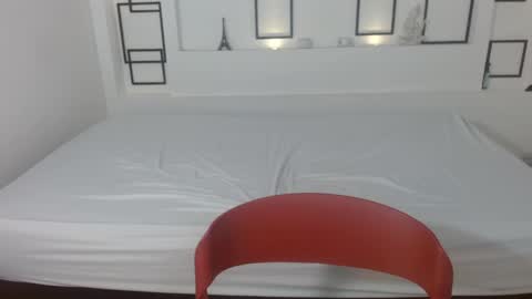 valentinamontoya online show from January 23, 1:56 pm