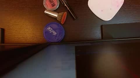 valentinamontoya online show from January 24, 11:48 am