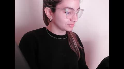 valentinaseleni24 online show from September 18, 3:25 pm