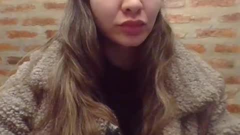 valentinaseleni24 online show from June 26, 2:27 am