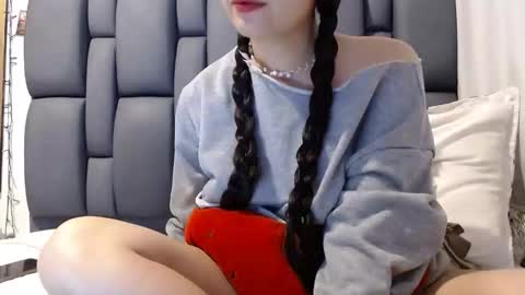 valentinasmith18 online show from February 16, 10:39 pm