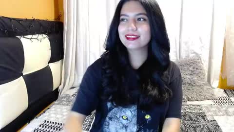 Snapshot of valentinasmith18 chatting on May 3, 11:11 pm valentinasmith18 online show from May 3, 11:11 pm