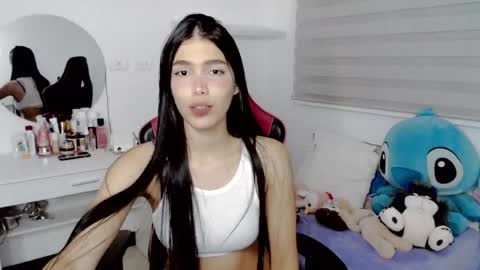 Valentina  online show from May 24, 3:55 am