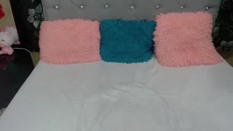 Snapshot of valentinavega18x chatting on March 11, 7:14 am valentina vega online show from March 11, 7:14 am