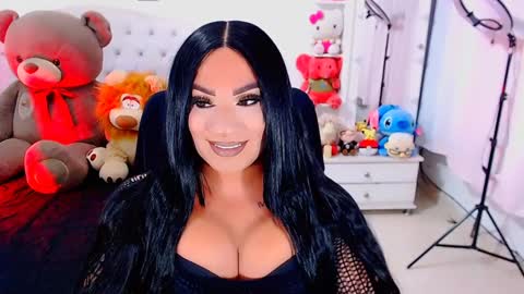 Snapshot of valentinaxqueen chatting on December 4, 12:30 am online show from December 4, 12:30 am