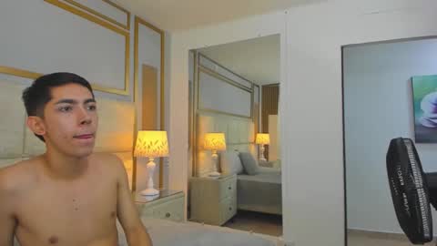 Snapshot of valentincolins chatting on February 15, 2:25 pm valentincolins online show from February 15, 2:25 pm