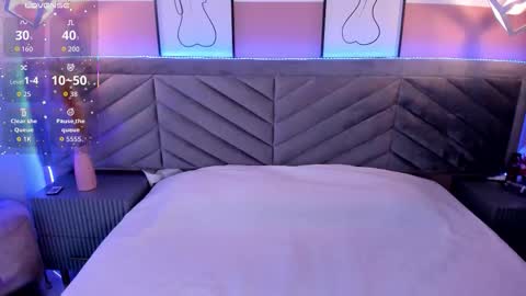 Mia  online show from September 13, 7:46 pm