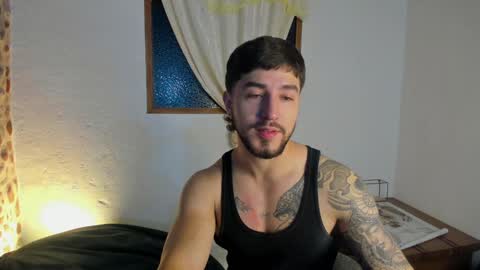 valentino online show from December 27, 1:11 am