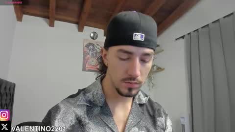 valentino online show from September 21, 11:28 pm