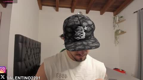 valentino online show from October 10, 12:42 am