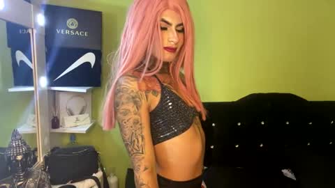 valentino_bs online show from January 12, 6:18 am