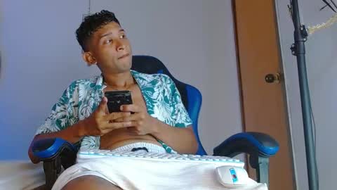 Mistery Guy online show from December 16, 6:46 pm