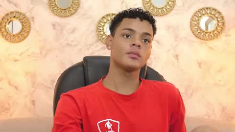 valentino_thompson online show from September 12, 7:36 pm