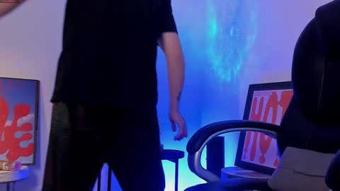 Snapshot of valentinocerati chatting on October 11, 3:17 am ValentinoCerati online show from October 11, 3:17 am