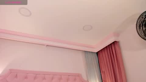 Snapshot of valentoro1 chatting on November 20, 11:32 am Vale Toro online show from November 20, 11:32 am