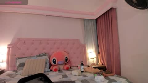 Snapshot of valentoro1 chatting on November 27, 12:07 pm Vale Toro online show from November 27, 12:07 pm