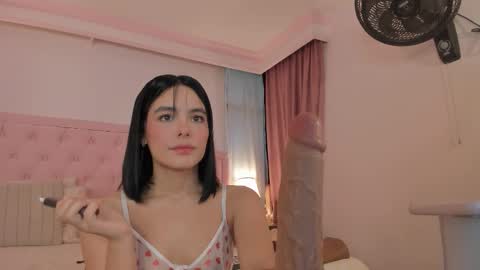 Snapshot of valentoro1 chatting on February 8, 12:30 pm Vale Toro online show from February 8, 12:30 pm