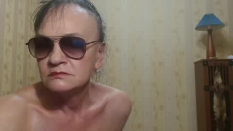 Snapshot of valenttijm3851 chatting on July 7, 10:14 pm valentijm online show from July 7, 10:14 pm