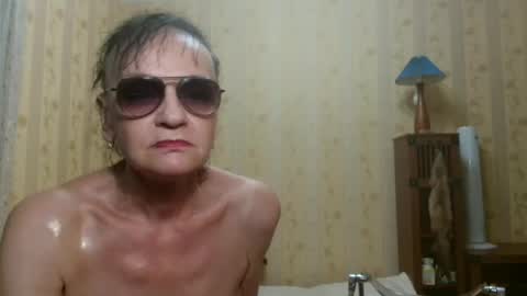 Snapshot of valenttijm3851 chatting on July 13, 2:53 pm valentijm online show from July 13, 2:53 pm