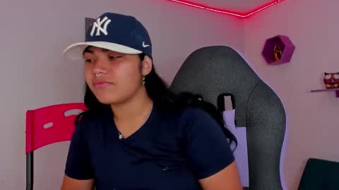 valeri_harpers4 online show from October 1, 1:33 am